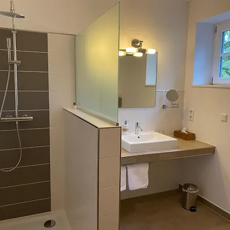 Altes Dichterhaus Bed & Breakfast 3*