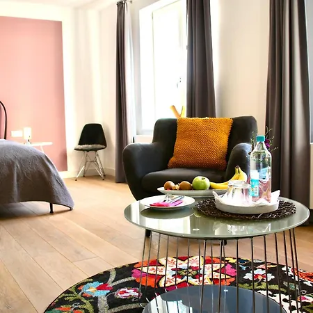 Altes Dichterhaus Bed & Breakfast 3*