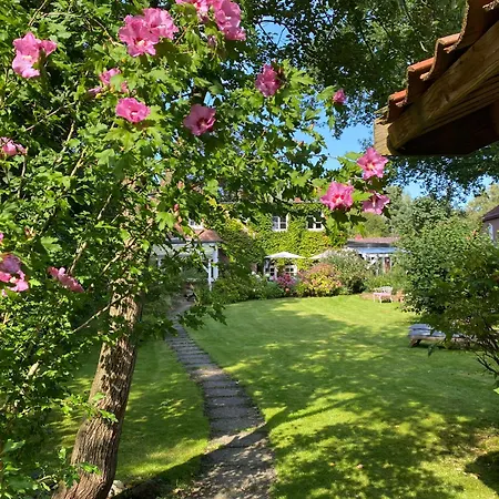 Altes Dichterhaus Bed & Breakfast